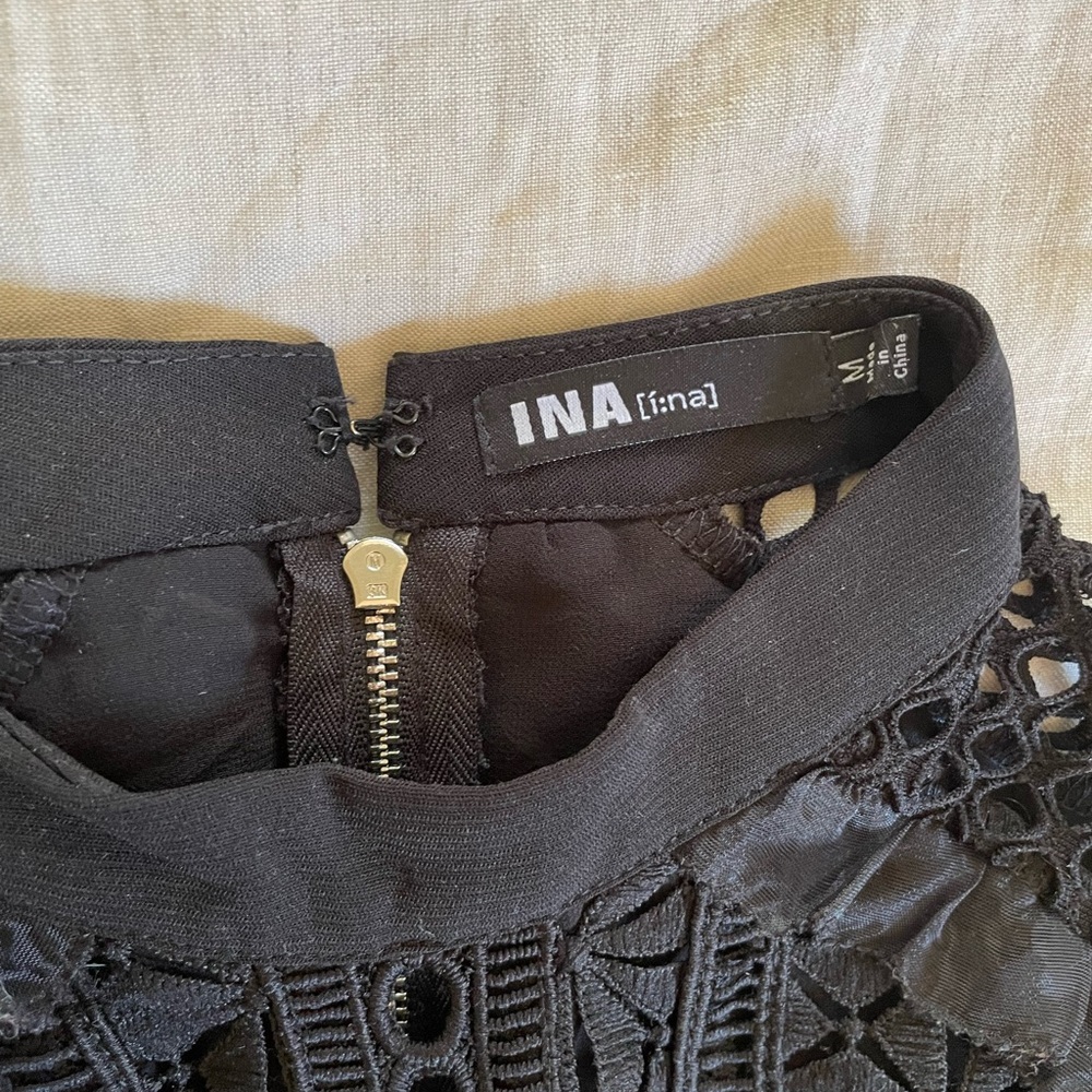 Ina Women’s Blouse - Picture 4 of 5